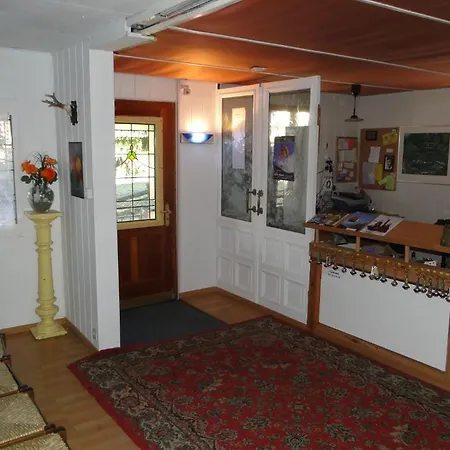 Szálloda Bellevue 2*